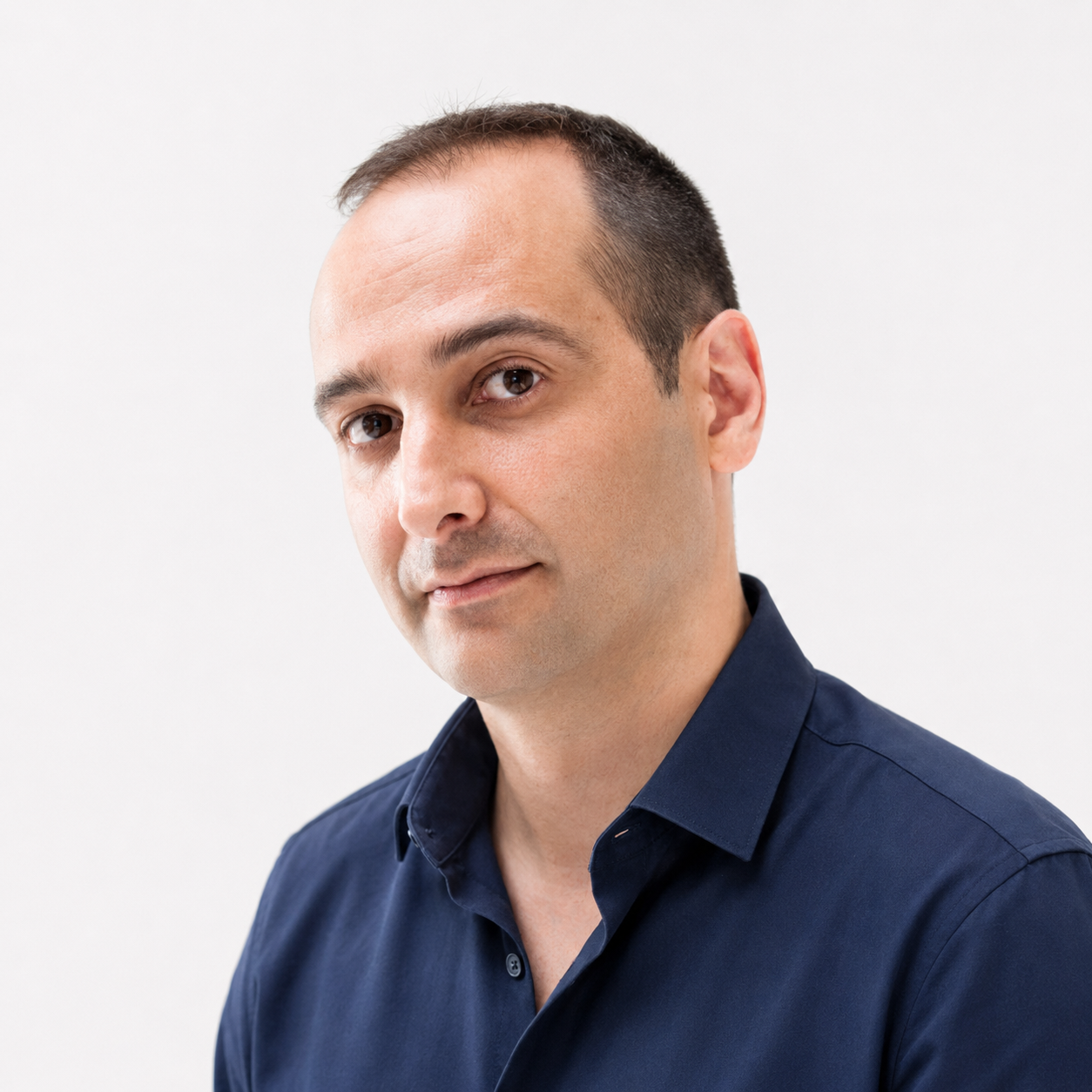 Alian Schiavoncini — Founder & CEO
